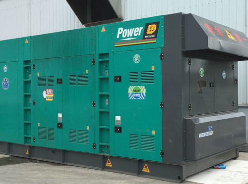 集美升级发电机组的过程中需要注意哪些安全事项？